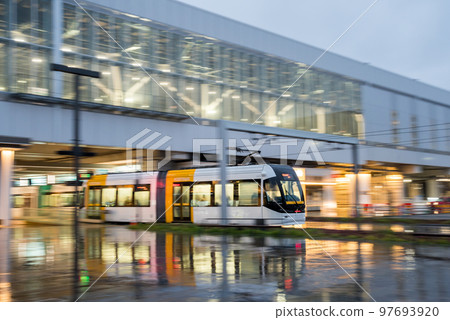 [Toyama Chihou Railway] Portram heading to Toyama Station 97693920