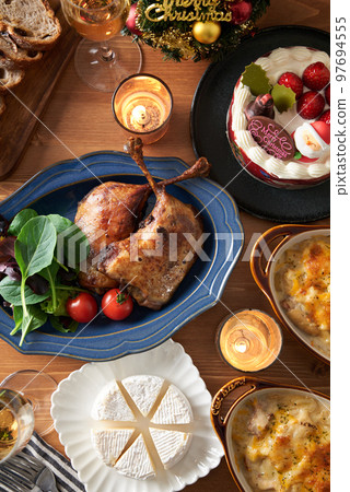 Christmas dinner Christmas dinner 97694555