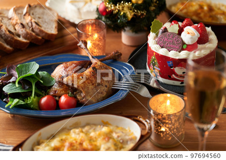 Christmas dinner Christmas dinner 97694560