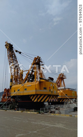 Familiar machines in our town Familiar machines in our town 97694928
