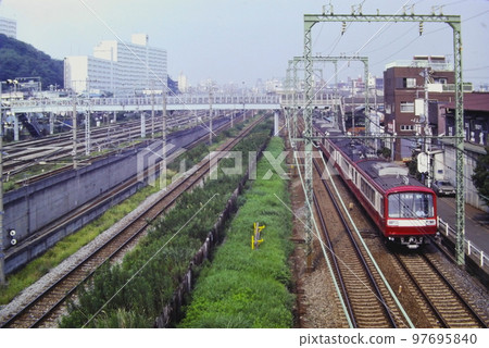 京急 2000 Type Express (1300A),2011 年等,花月園前 → 生麥,1983 年 9 月 4 日,Kodachrome 64 京急 2000 Type Express (1300A),2011 年等,花月園前 → 生麥,1983 年 9 月 4 日,Kodachrome 64 97695840