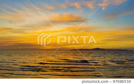 Beautiful sunset 97696530