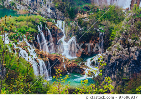 克羅地亞世界遺產Plitvice湖國家公園 克羅地亞世界遺產Plitvice湖國家公園 97696937