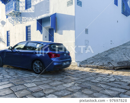 Sidi Bou Said 的後巷(突尼斯)/ Sidi Bou Said, 突尼斯 Sidi Bou Said 的後巷(突尼斯)/ Sidi Bou Said, 突尼斯 97697828