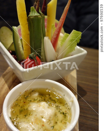 Bagna cauda 配蔬菜棒 97698539