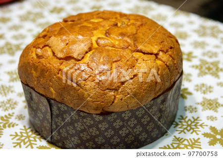 Easter orthodox sweet bread. Traditional Italian Christmas Cake. 97700758