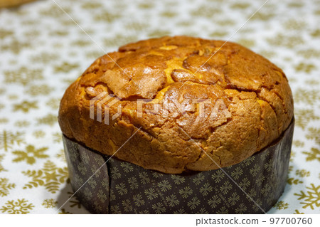 Easter orthodox sweet bread. Traditional Italian Christmas Cake. 97700760