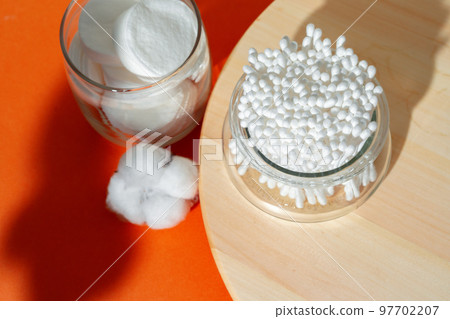 Hygienic cotton ear buds in glass cup 97702207