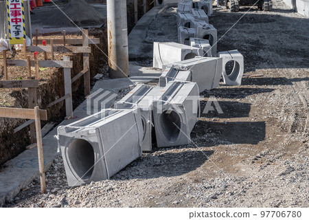 工地:都市型天溝交付 工地:都市型天溝交付 97706780