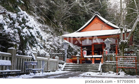 Kotohira-cho, Nakatado-gun, Kagawa Prefecture 4 97708065