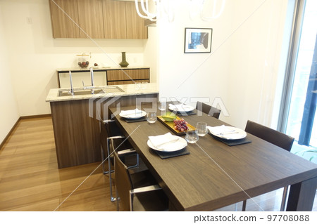 Dining kitchen in new house 97708088