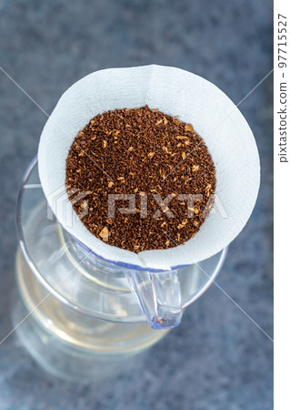 咖啡手衝咖啡HARIO V60萃取鳥瞰圖 97715527