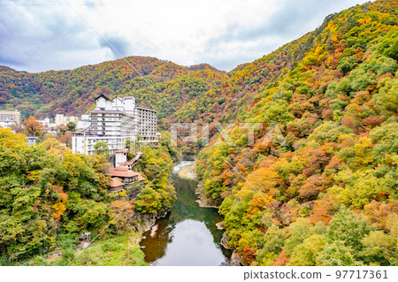 蘆之卷溫泉紅葉景點 97717361