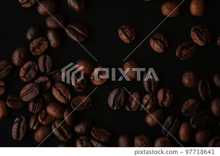 lots of coffee beans 97718641