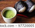 matcha green tea and rice balls 97720005