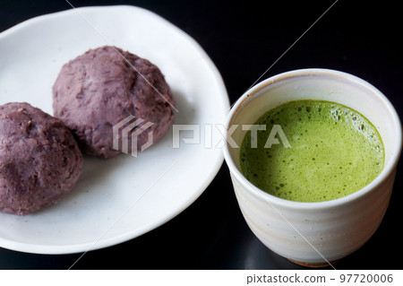 Matcha and Ohagi Matcha and Ohagi 97720006