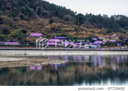 Sinan purple islands village 97720492