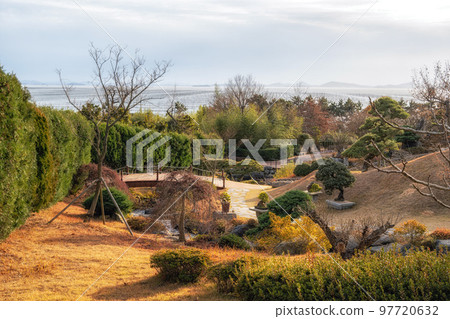 Cheonsaseom Bonsai Park 97720632