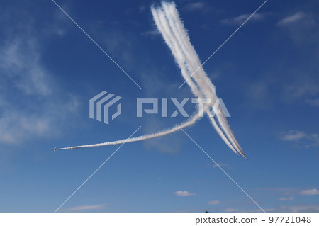 Blue impulse · acrobatic flight Blue impulse · acrobatic flight 97721048