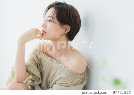 Beauty image Short hair woman 97721837