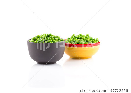 Bowl of green wet pea Bowl of green wet pea 97722356