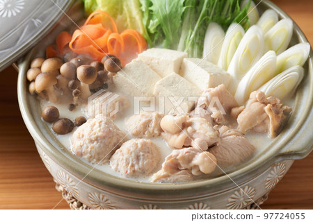 Sesame soy milk pot Sesame soy milk pot 97724055