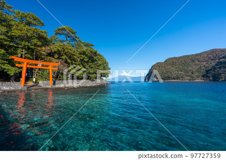 Suruga Bay Torii and Mt. Fuji "Heda, Numazu City" 97727359