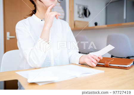 少婦客廳戶口本 少婦客廳戶口本 97727419
