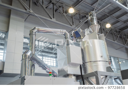 Automatic injection molding machine - dryer tank for drying plastic granules 97728658