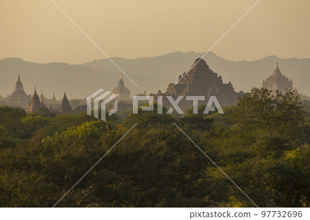 Ancient Buddhist temples in the city of Bagan, in Myanmar 97732696