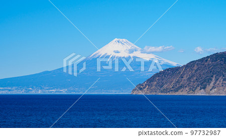 Fuji seen from Toi, Numazu City, Shizuoka Prefecture via Suruga Bay (winter) 97732987