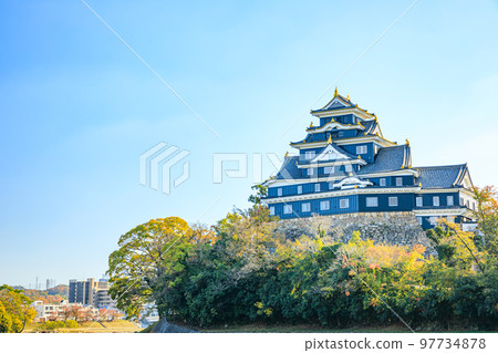 Okayama Castle in autumn Okayama City, Okayama Prefecture Okayama Castle in autumn Okayama City, Okayama Prefecture 97734878