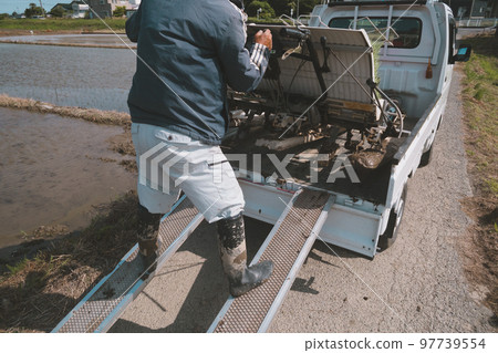 rice transplanter, track, truck 97739554