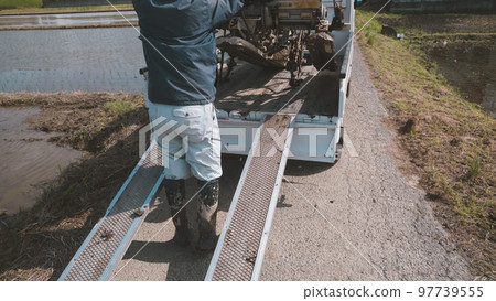 rice transplanter, track, truck 97739555