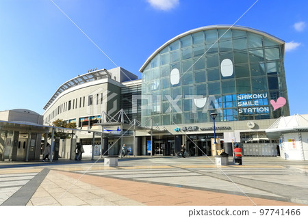 [Kagawa Prefecture] Sunny JR Takamatsu Station Shikoku Smile Station (Sunport Takamatsu) 97741466