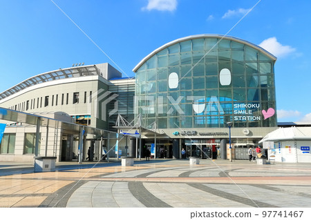 [Kagawa Prefecture] Sunny JR Takamatsu Station Shikoku Smile Station (Sunport Takamatsu) 97741467