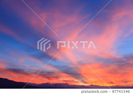 image of a bright sunset 97741546