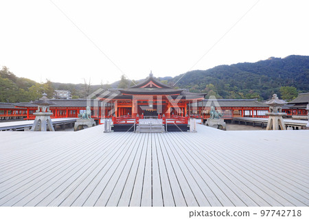 Itsukushima Shrine building Itsukushima Shrine building 97742718