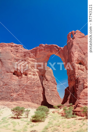 Abstract Rock formation at plateau Ennedi aka Aloba arch in Chad 97743121