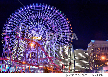 Yokohama Minato Mirai night view 97743925