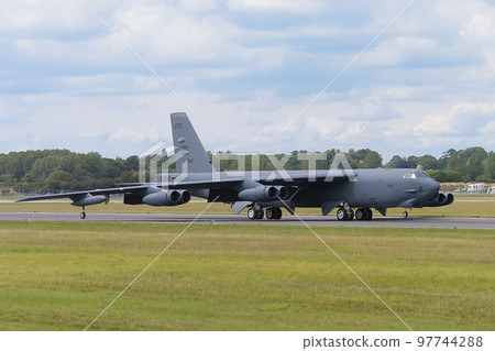US Air Force B-52H Bomber Taxiing US Air Force B-52H Bomber Taxiing 97744288