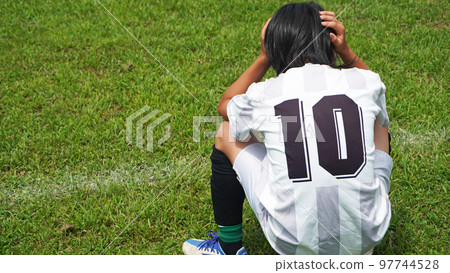 The pressure on a youth soccer ace 97744528