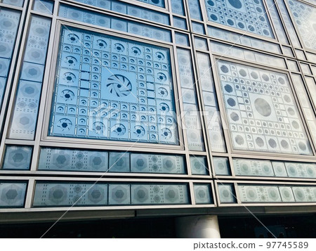 巴黎阿拉伯世界研究所 97745589