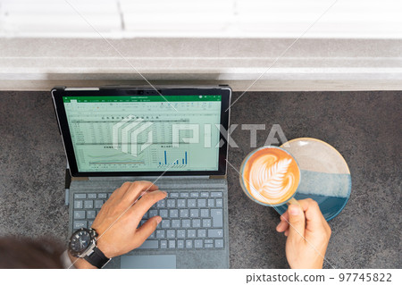 General affairs, accounting, clerical work, sales clerical work, general clerical work, clerical staff, spreadsheets, graphs, bird's-eye view, latte art cafe 97745822