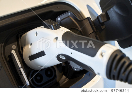 Electric charging, electric charging station, electric vehicle, plug-in hybrid, hybrid, 汽車, 韓國 97746244