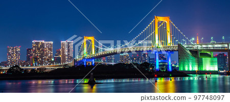 驚きの安さ Up Light Special Bridge Rainbow Tokyo, Stock - on taken ピンズ・ピンバッジ・缶バッジ