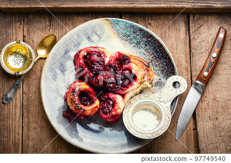 Savoury curd pie with berries. Savoury curd pie with berries. 97749540