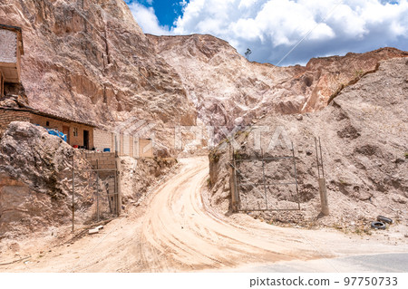 quarry for extracting sand, gravel and stone 97750733