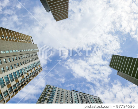 Seoul large-scale high-rise apartment low angle Seoul large-scale high-rise apartment low angle 97754586