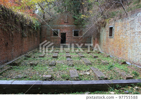 Remains of ammunition storage to Geiyo Fortress Kojima Battery Remains 97755588